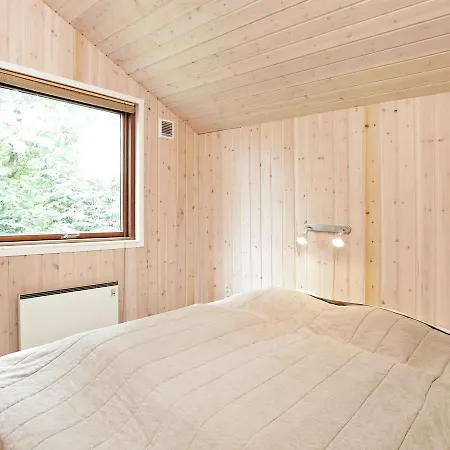 Three-bedroom Holiday In 12 Ferienhaus *