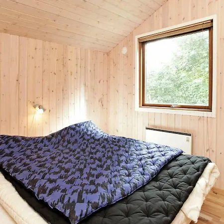Three-bedroom Holiday In 12 Ferienhaus